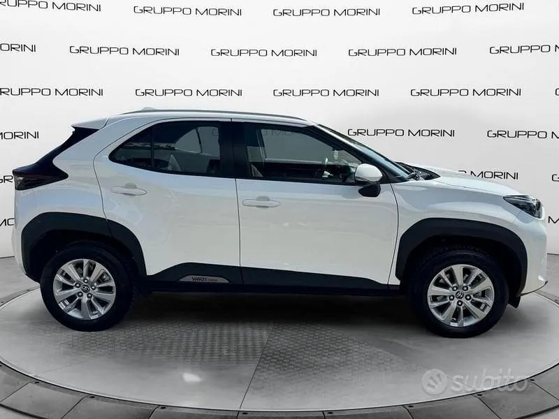 Toyota Yaris Cross 2023 photo 4