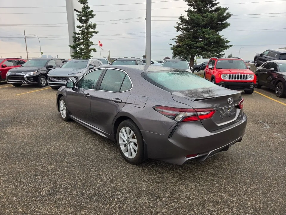 Toyota Camry 2022 photo 5