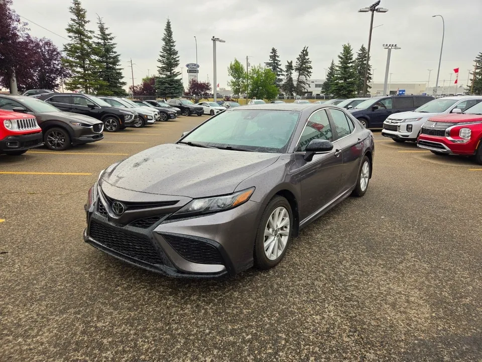 Toyota Camry 2022 photo 3