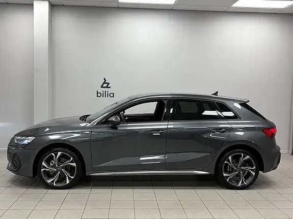 Audi A3 2026 photo 2