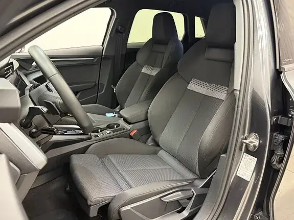 Audi A3 2026 photo 5
