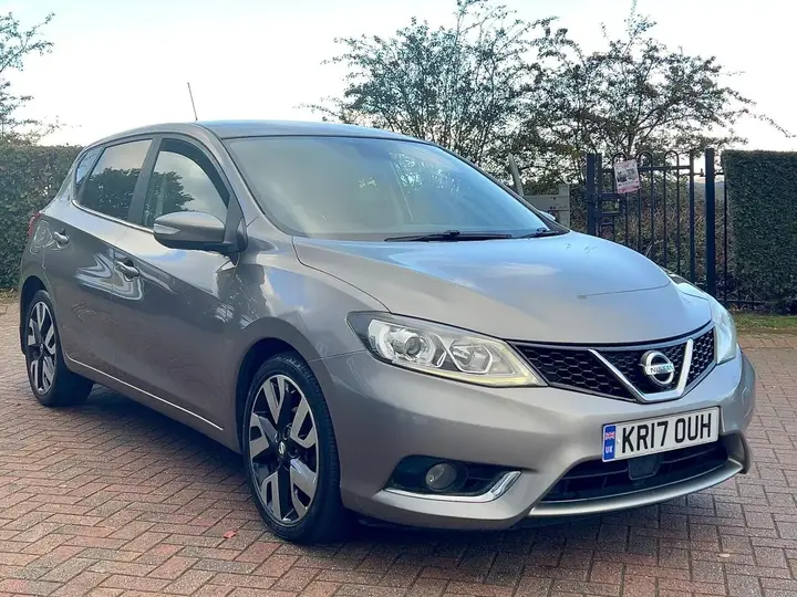 Nissan Pulsar 2017 photo 2