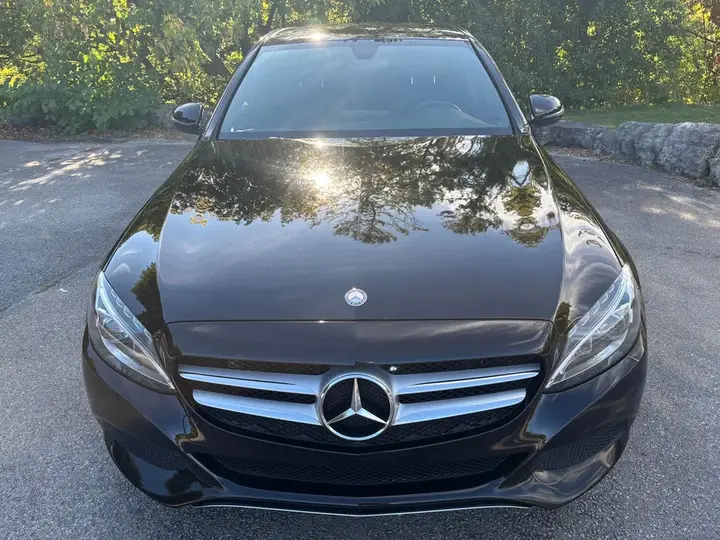 Mercedes-Benz C300 2017 photo 2