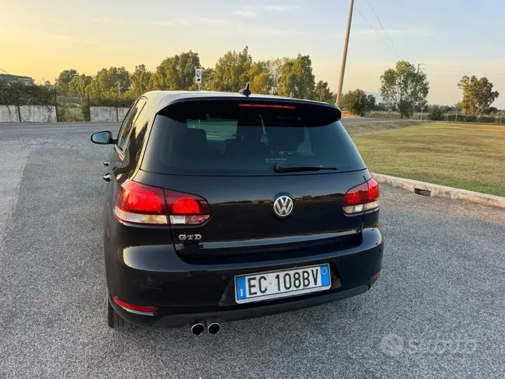 Volkswagen Golf 2012 photo 4