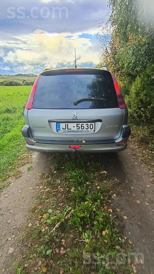 Peugeot 206 2003 photo 3