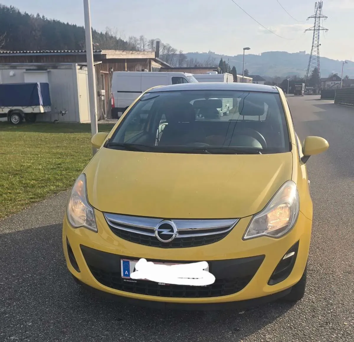Opel Corsa 2012 photo 2