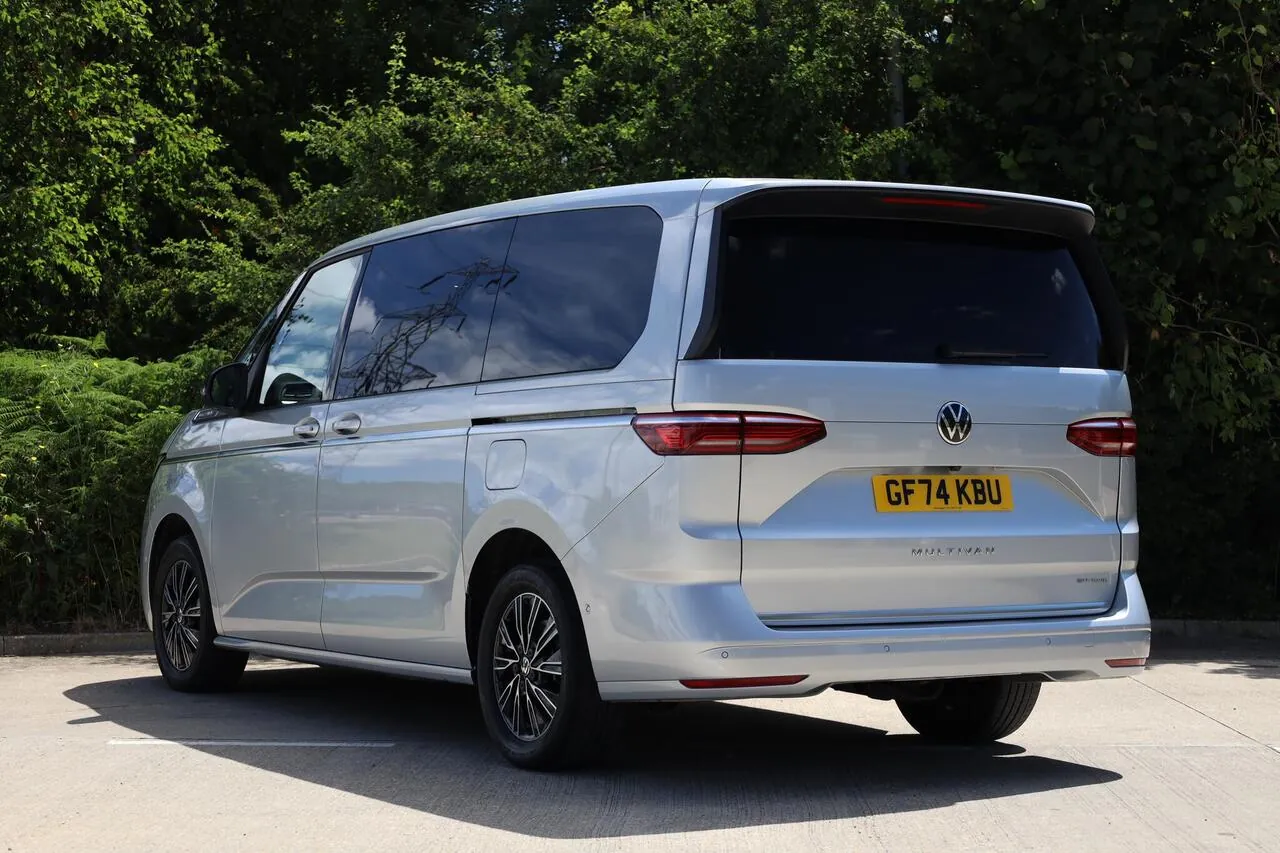 Volkswagen Multivan 2024 photo 3