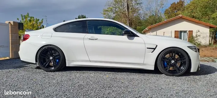 BMW M4