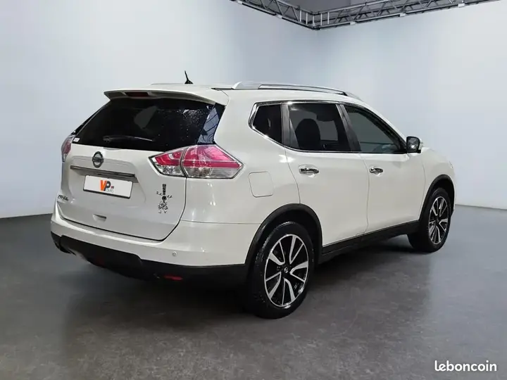 Nissan X-Trail 2016 photo 4