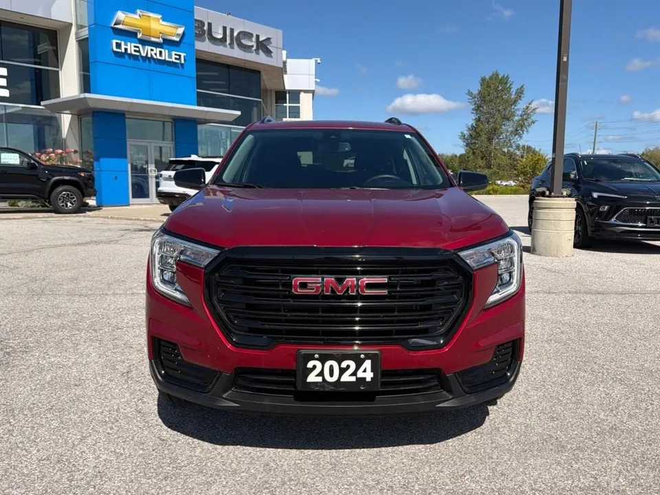 GMC Terrain 2024 photo 2