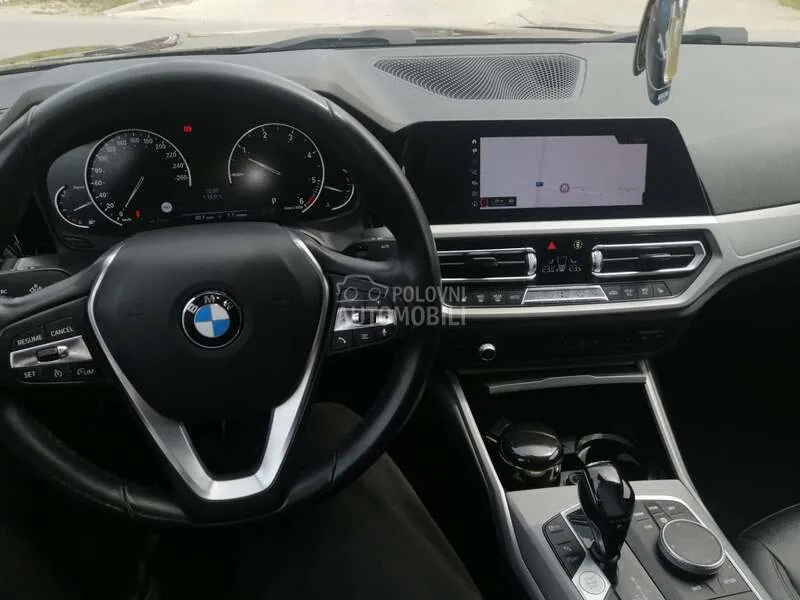 BMW 318 2019 photo 2