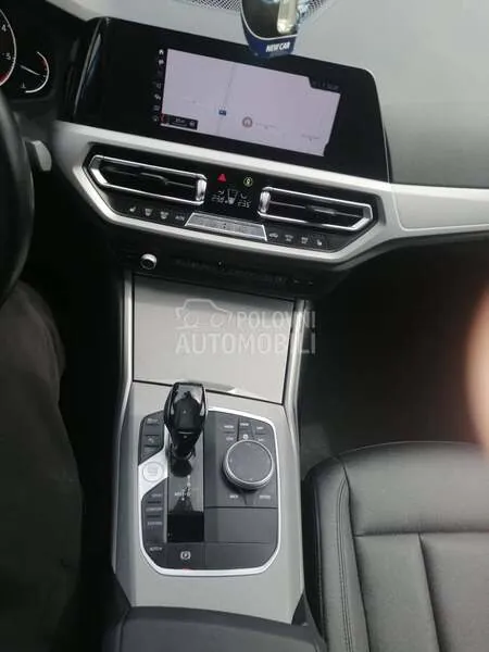 BMW 318 2019 photo 3