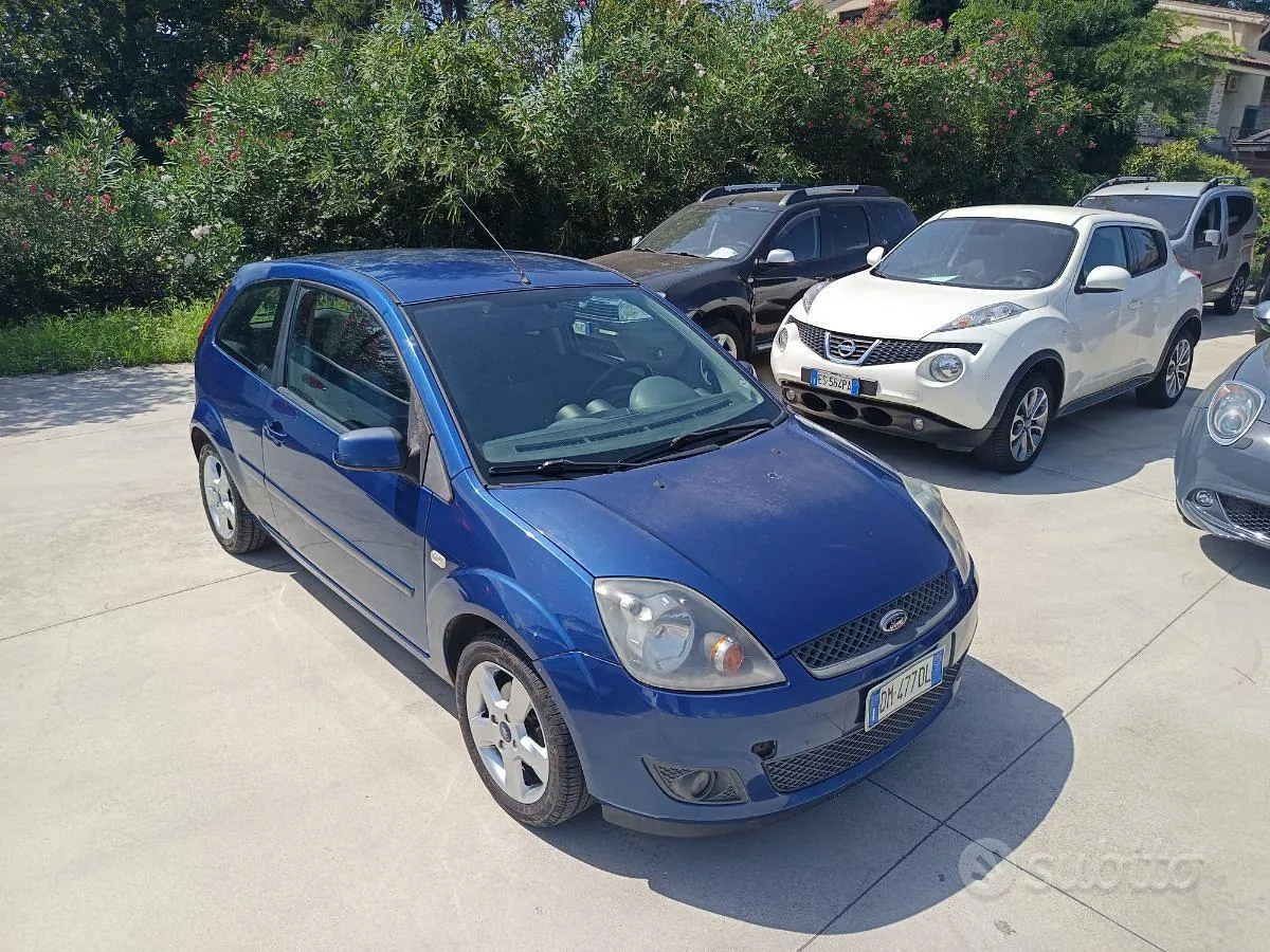 Ford Fiesta 2007 photo 4
