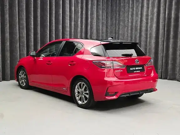 Lexus Ct200H 2015 photo 5