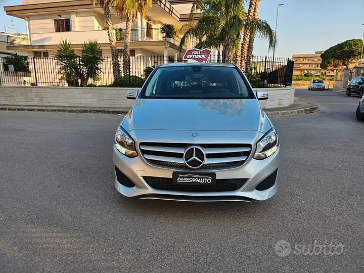 Mercedes-Benz B-Class 2016 photo 2