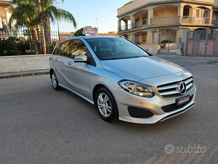 Mercedes-Benz B-Class 2016 photo 3