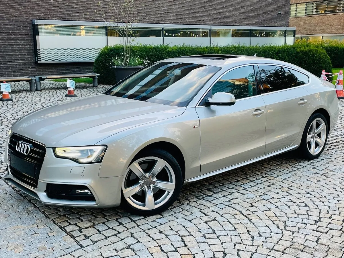 Audi A5 2013 photo 2
