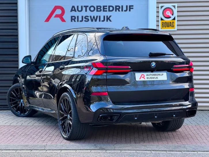BMW X5 2023 photo 3