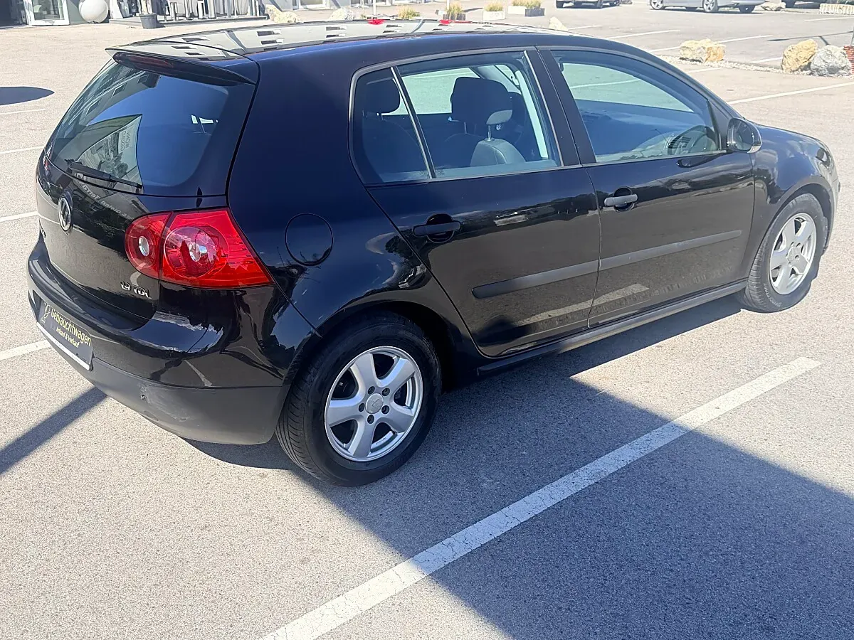 Volkswagen Golf 2004 photo 3