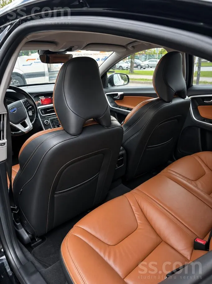 Volvo S60 2014 photo 3