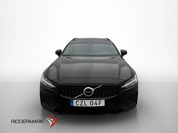Volvo V60 2022 photo 2