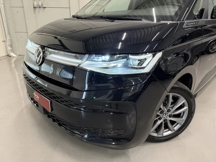 Volkswagen Multivan 2022 photo 2