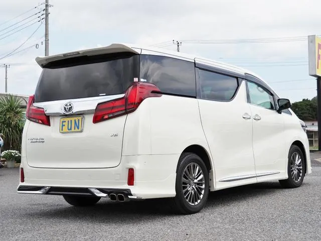Toyota Alphard 2020 photo 5