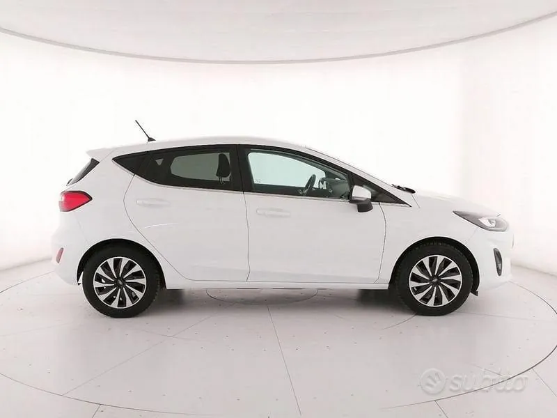 Ford Fiesta 2022 photo 3