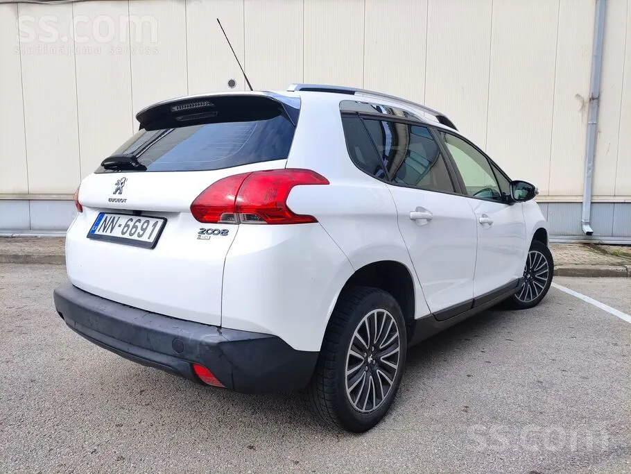 Peugeot 2008 2014 photo 4