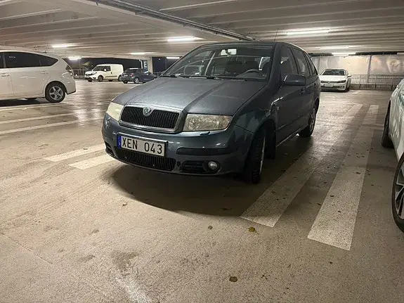 Skoda Fabia 2006 photo 2