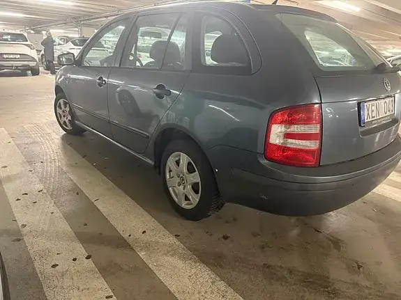 Skoda Fabia 2006 photo 5