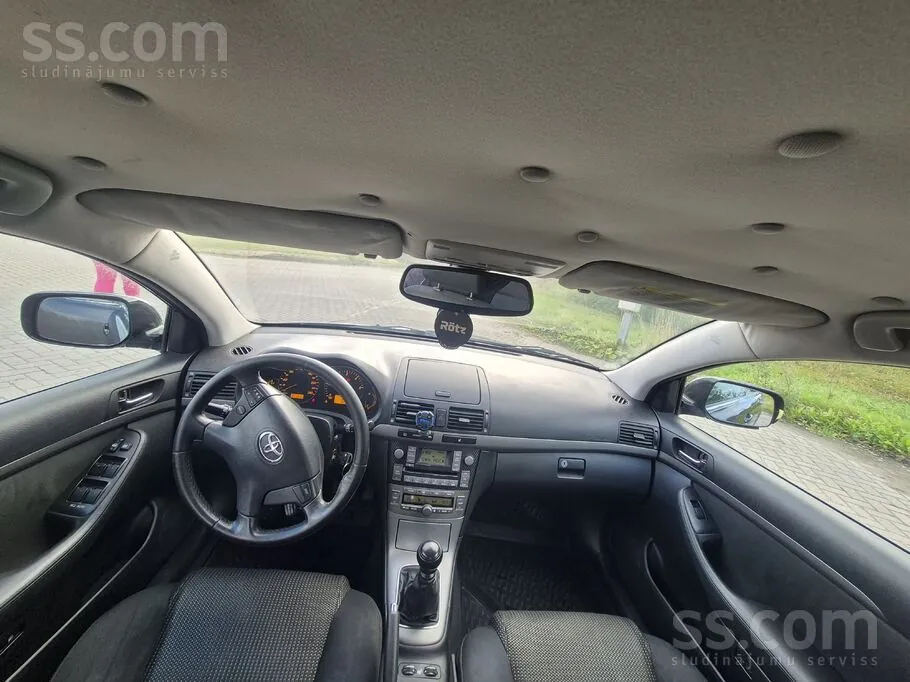 Toyota Avensis 2006 photo 4