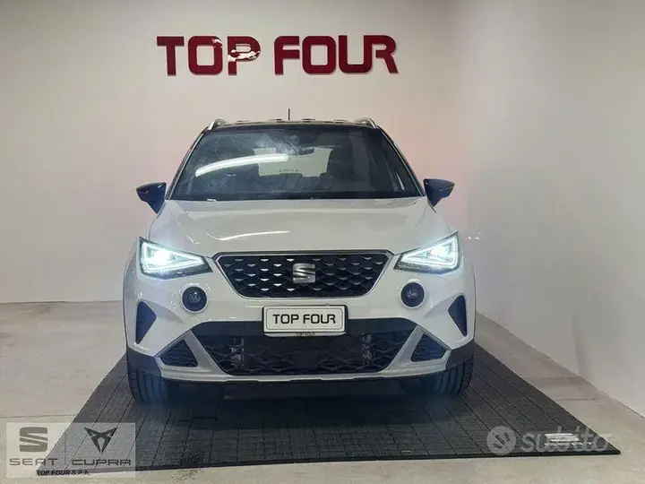 Seat Arona 2024 photo 2