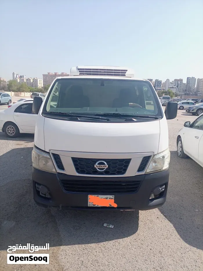 Nissan Urvan 2017 photo 2