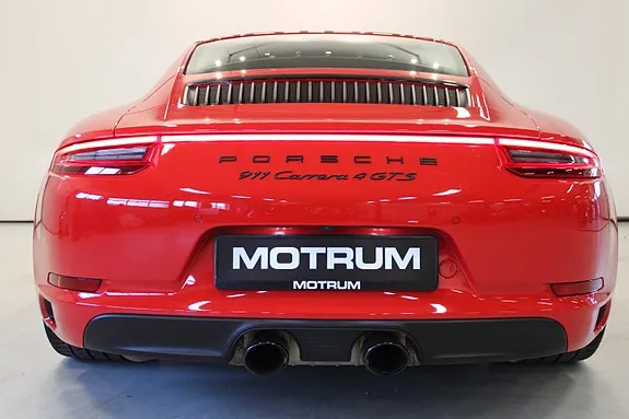 Porsche 911 Carrera 4 Gts 2017 photo 5