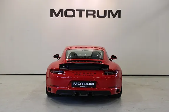 Porsche 911 Carrera 4 Gts 2017 photo 4