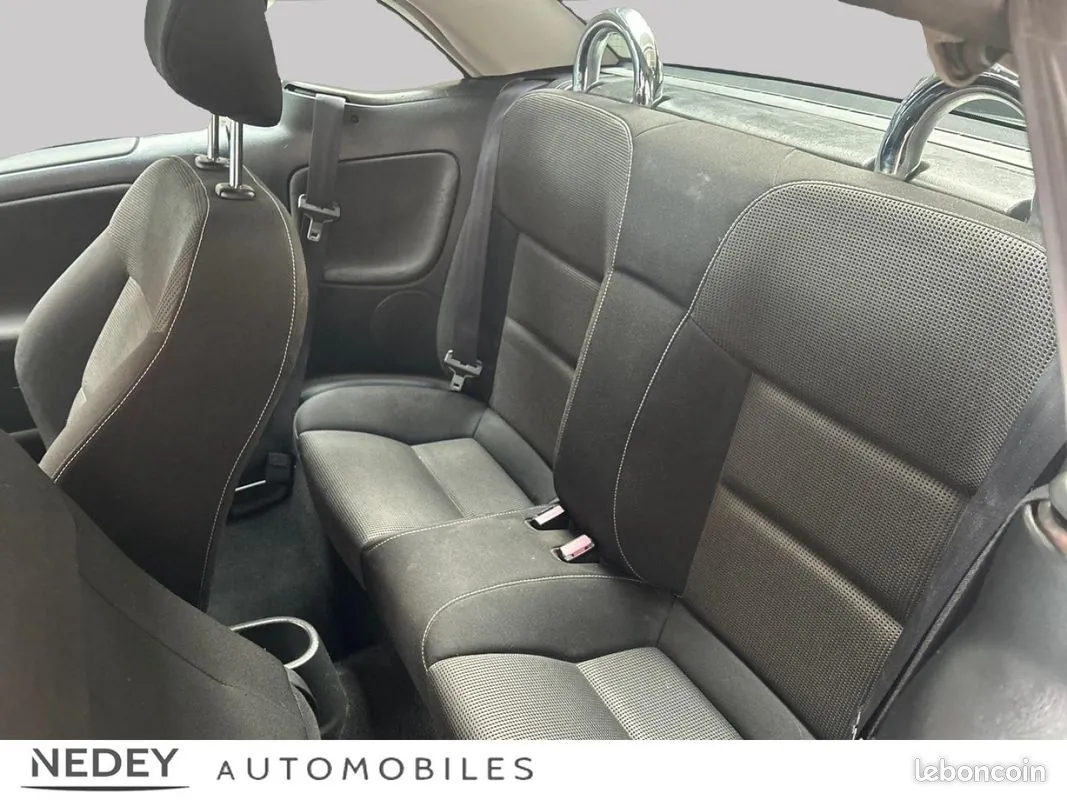 Peugeot 207 2009 photo 4
