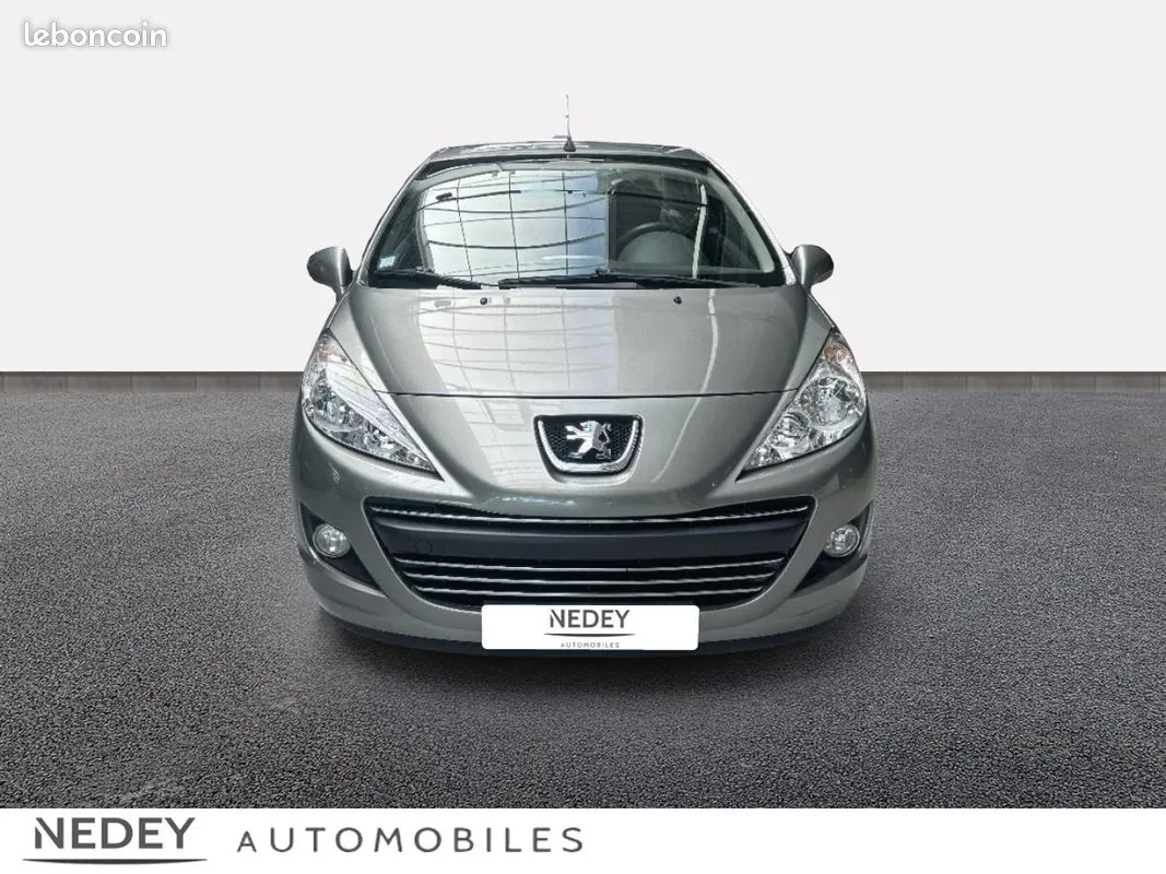 Peugeot 207 2009 photo 2