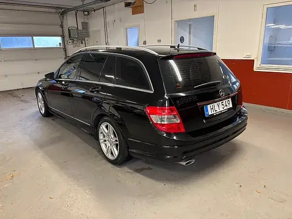 Mercedes-Benz C 220 2009 photo 4