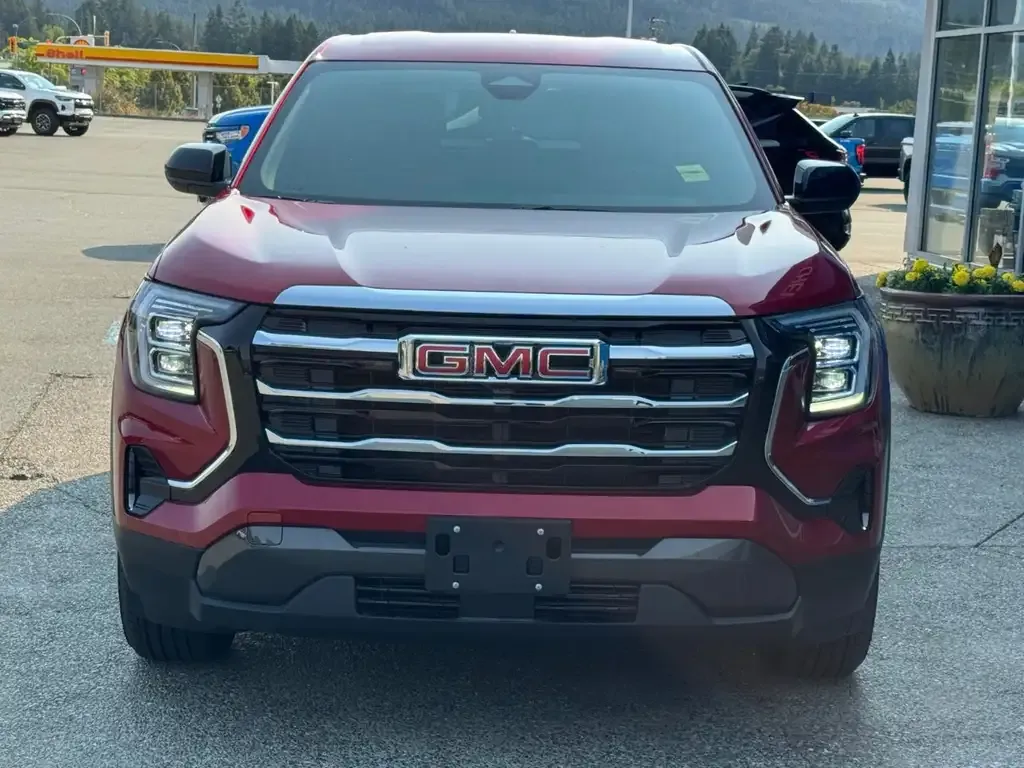 GMC Terrain 2027 photo 2