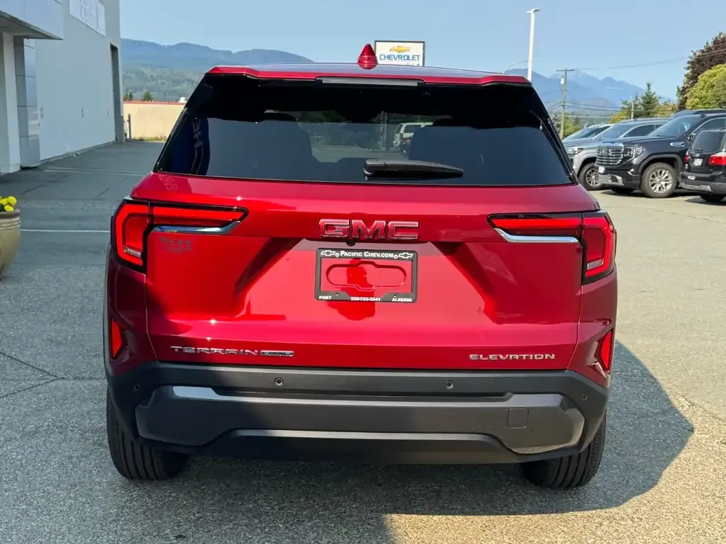 GMC Terrain 2027 photo 3