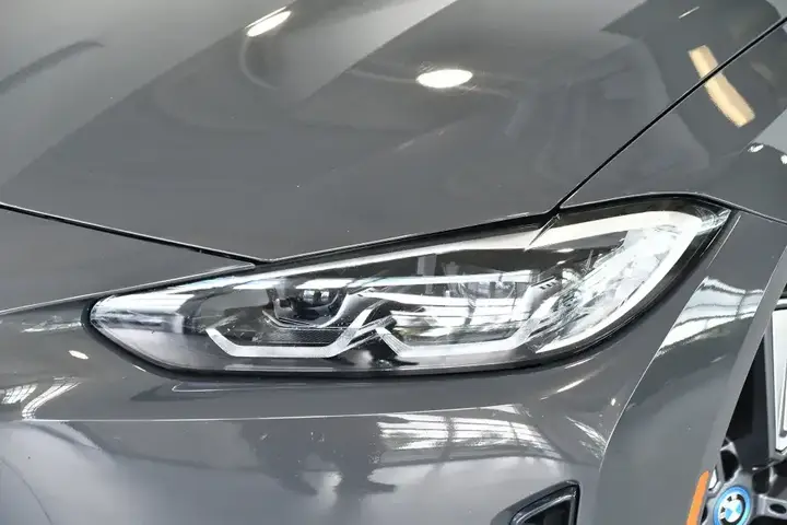 BMW I4 2024 photo 2