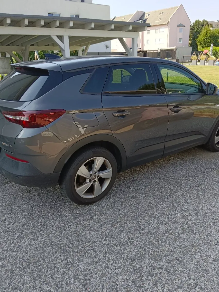 Opel Grandland X 2018 photo 2