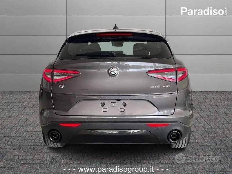 Alfa Romeo Stelvio 2025 photo 4