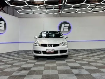 Nissan Wingroad 2015 photo 3