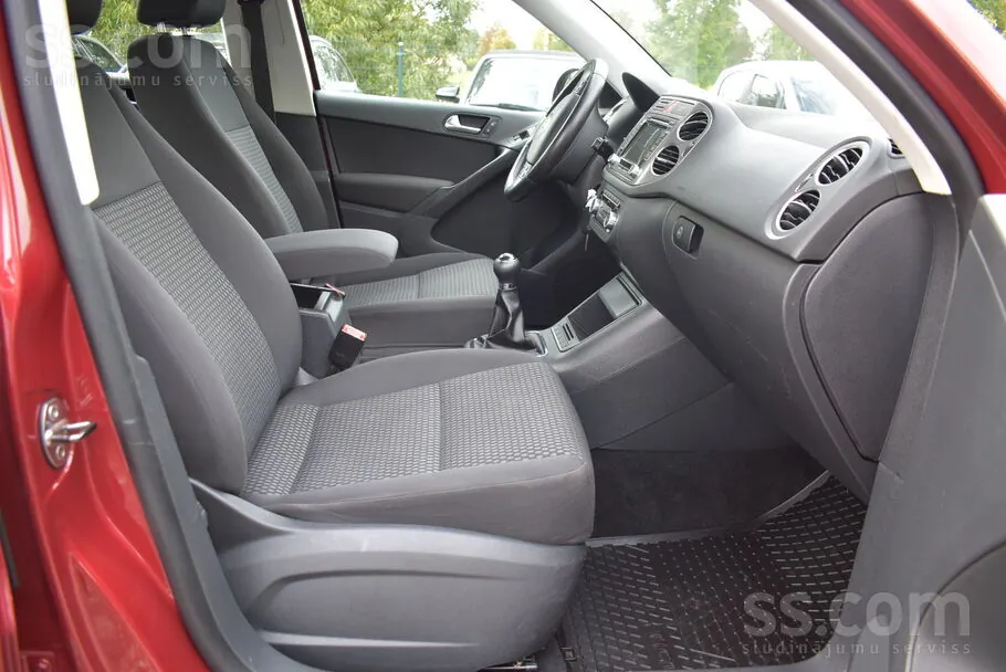 Volkswagen Tiguan 2010 photo 5