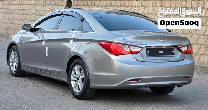 Hyundai Sonata 2011 photo 4