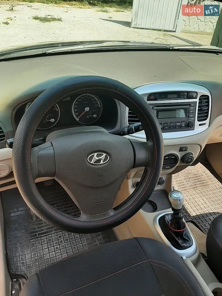 Hyundai Accent 2008 photo 4