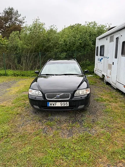 Volvo V70 2006 photo 2