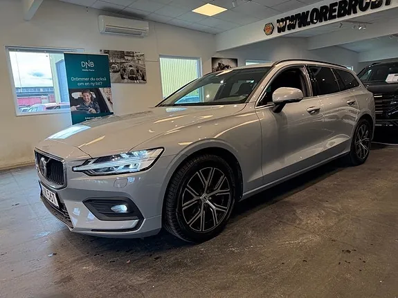 Volvo V60 2024 photo 2